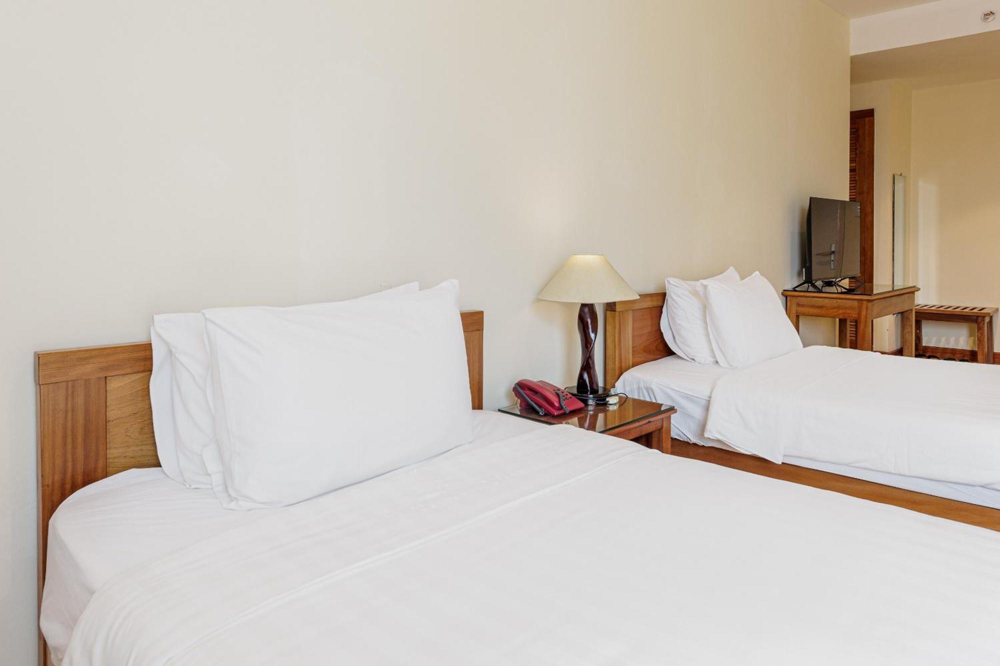 Collection O Le Grand Hanoi Hotel - The Sun Exterior photo